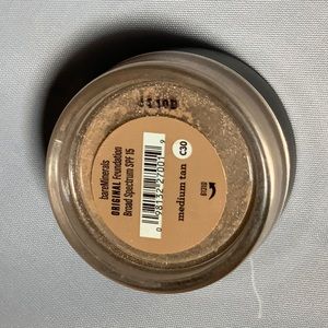 Loose powder Matte foundation